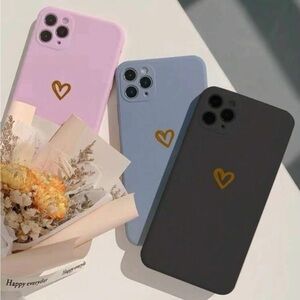 ⚠️Clearance🫧iPhone 14/Pro/Pro Max/Plus 3pcs Heart iPhone Case { Pack of 3 }